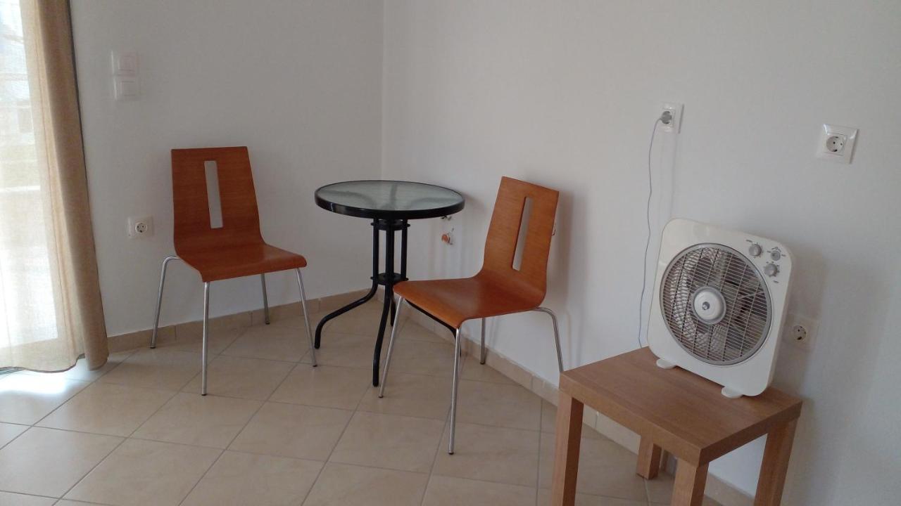Tasos Rooms Himare Luaran gambar