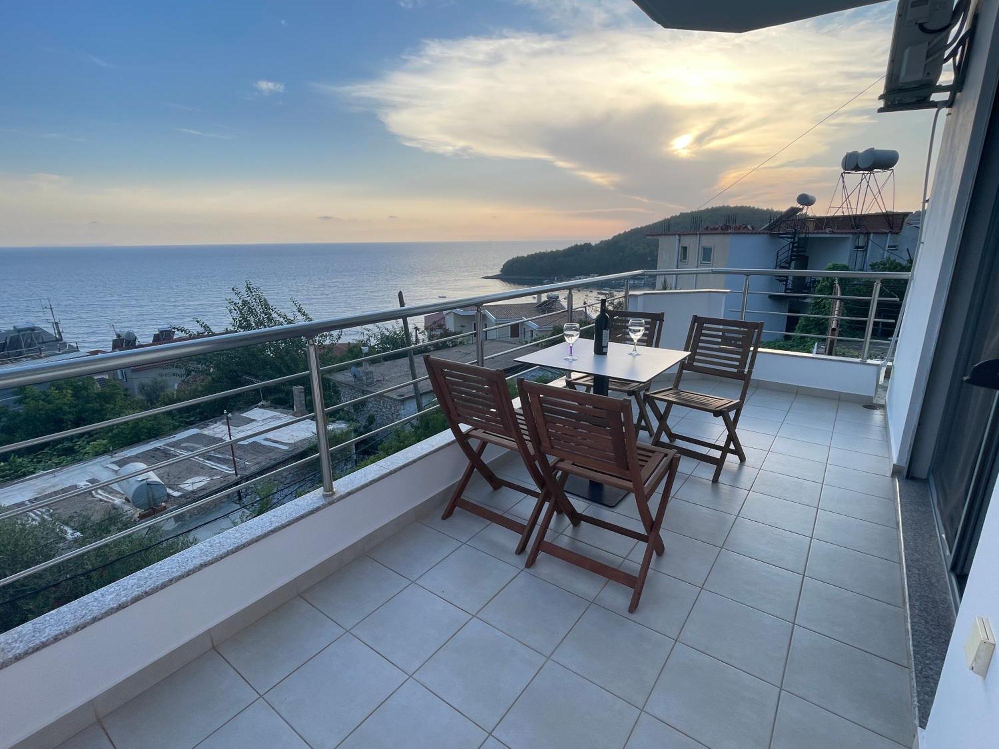Tasos Rooms Himare Luaran gambar
