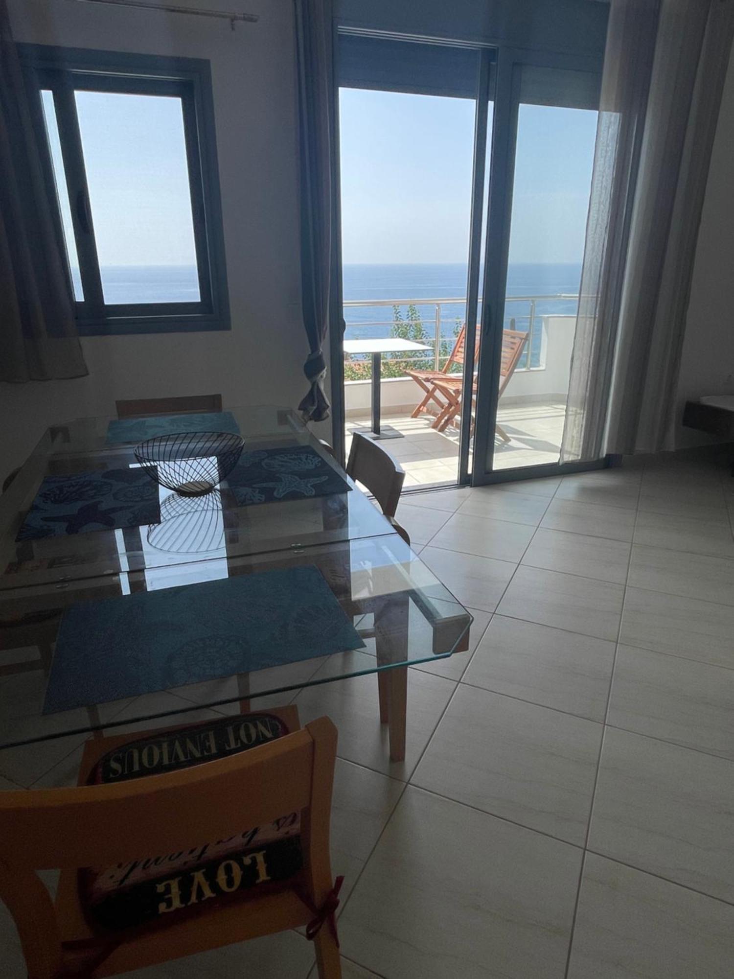 Tasos Rooms Himare Luaran gambar