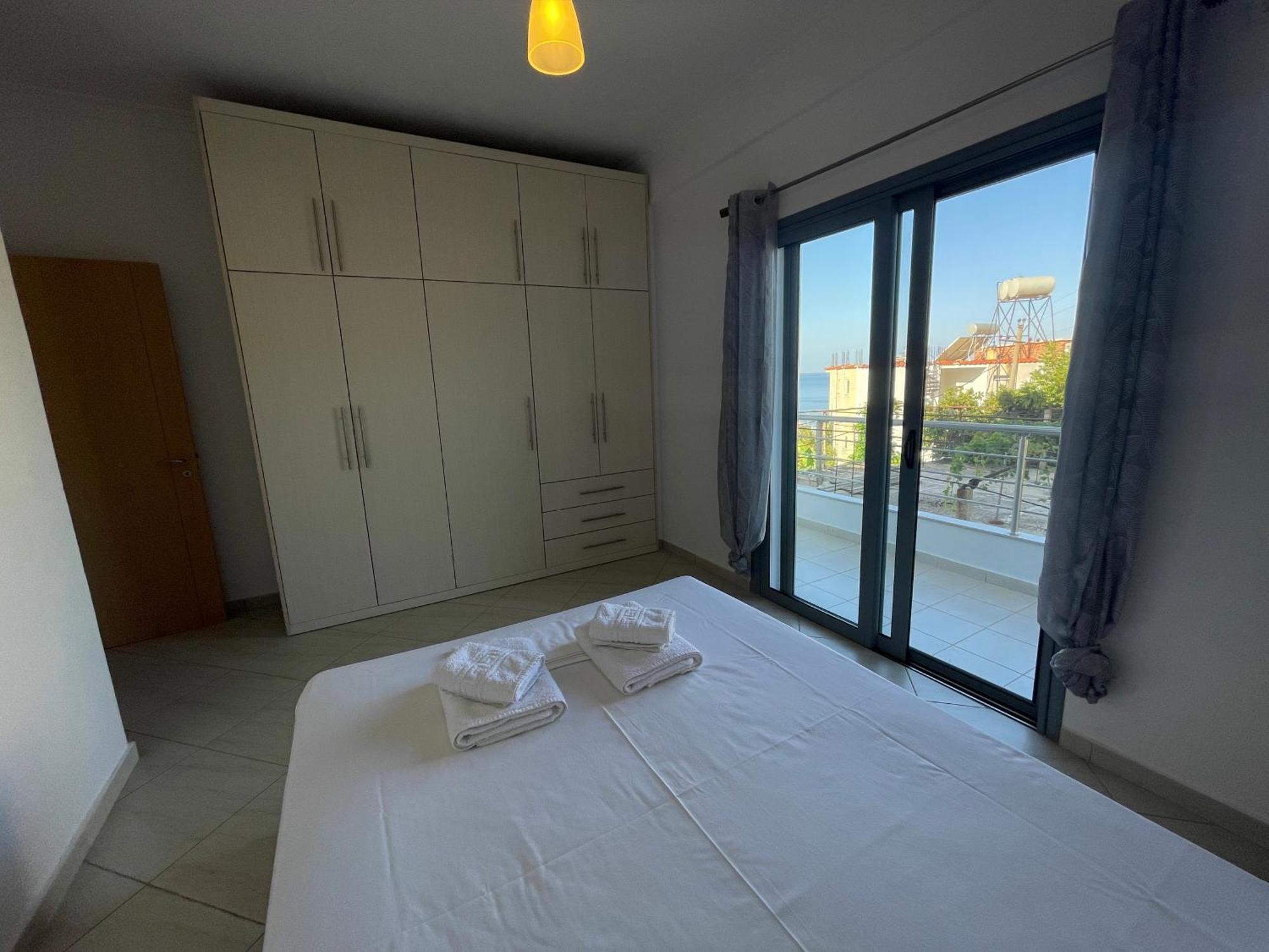 Tasos Rooms Himare Luaran gambar
