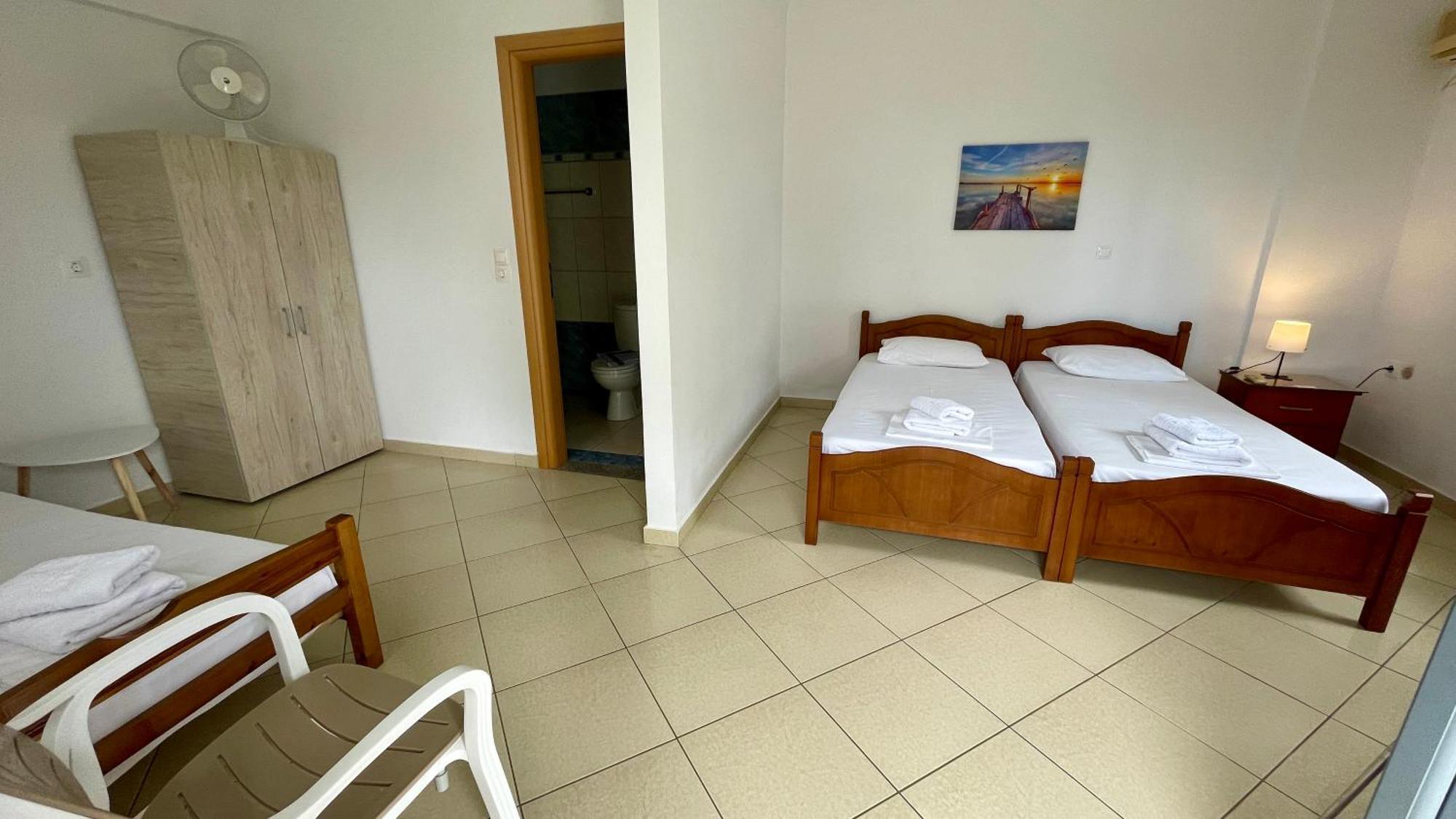 Tasos Rooms Himare Luaran gambar