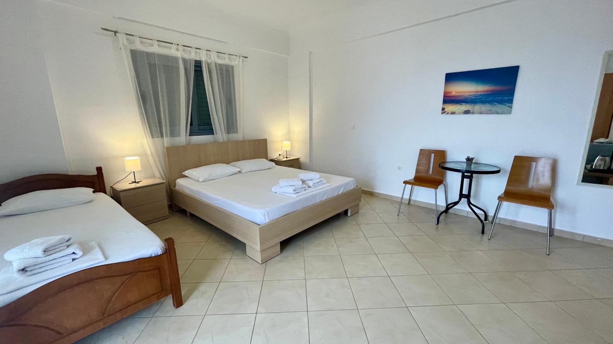 Tasos Rooms Himare Luaran gambar